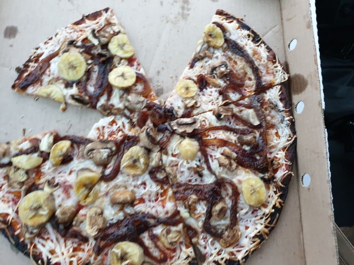 photo of The Furnace Vegan Pizza. Build Your Own shared by @rosiebee on  14 Feb 2020 - review
