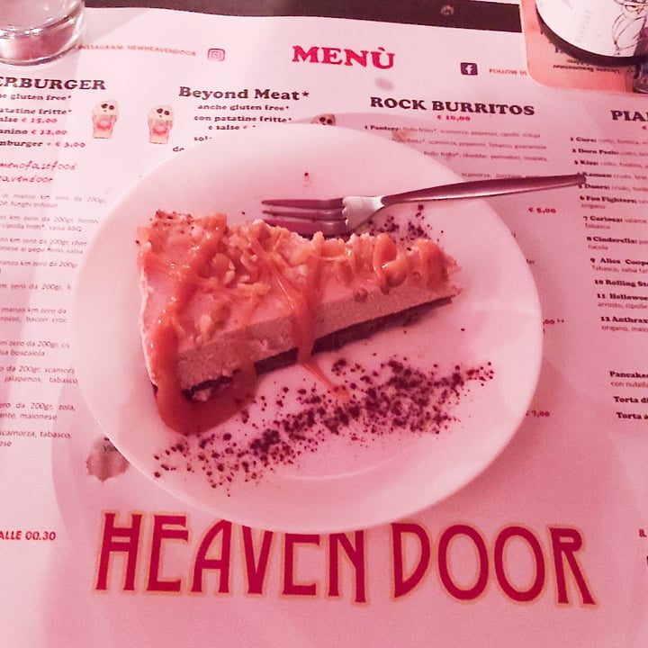 photo of Heaven Door Rock Pub Cheesefake Al Caramello Salato shared by @endlessdust on  09 Dec 2021 - review