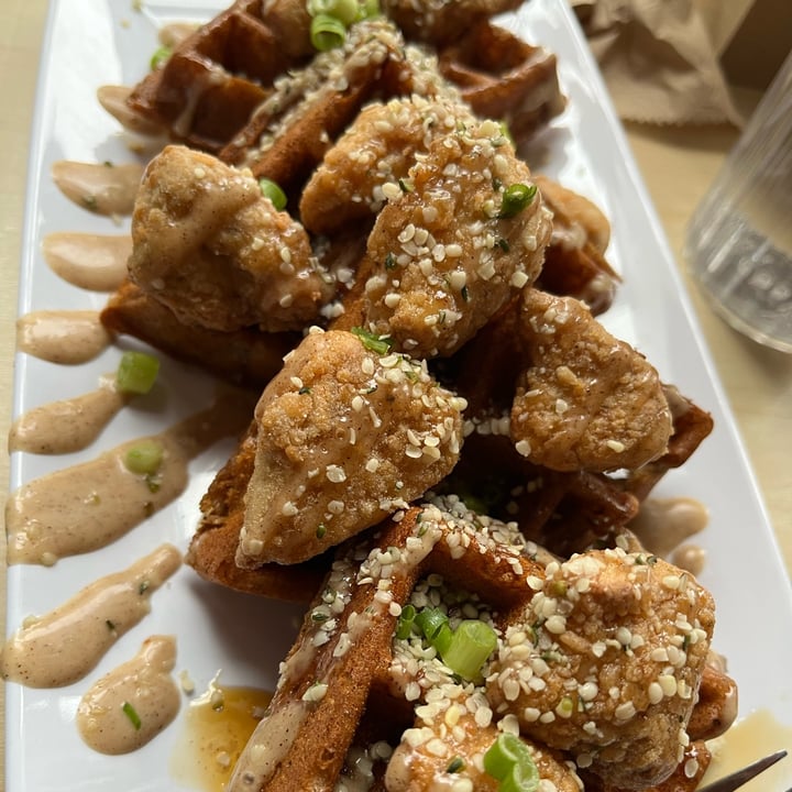 photo of Lifestyle Cafe Chik’n and Waffles shared by @andersona on  26 Jan 2022 - review