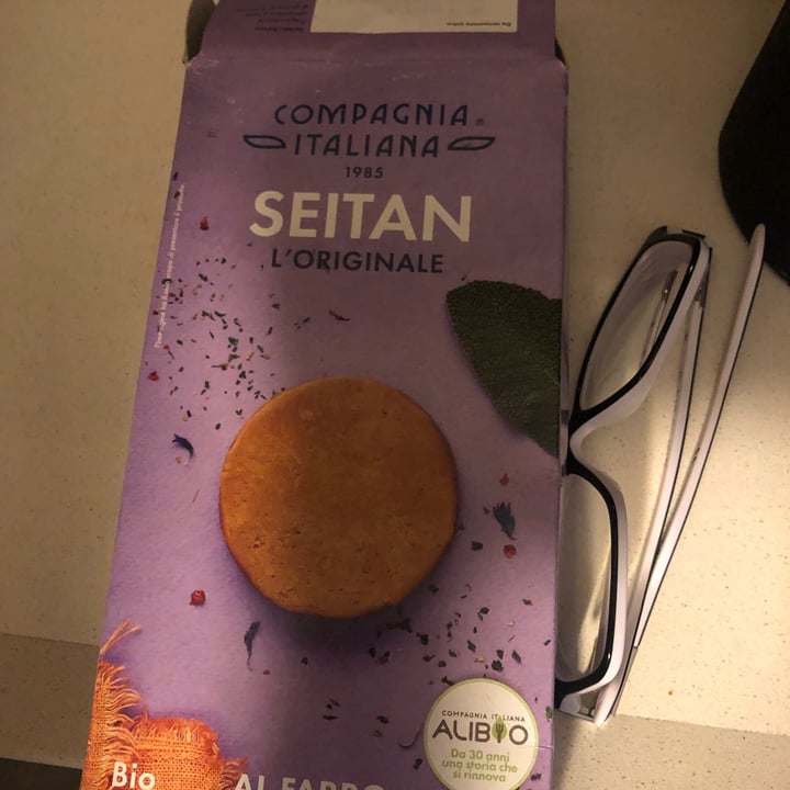 photo of Compagnia Italiana Seitan al Farro shared by @federicodiluciano on  24 Apr 2021 - review