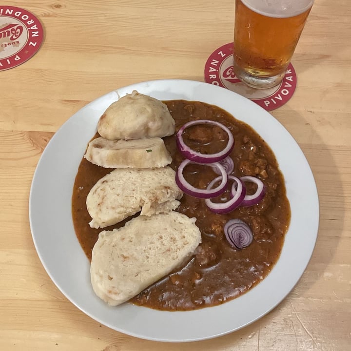 photo of Sociální bistro Střecha Beer Goulash With Dumplings shared by @babachito on  31 Jul 2022 - review