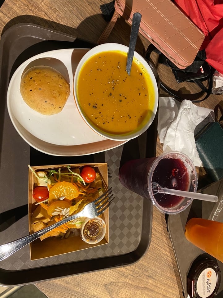 photo of The Soup Spoon Union Pumpkin Soup shared by @flexivegan on  08 Jan 2020 - review