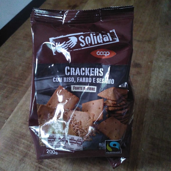 photo of Solidal coop Crackers con riso, farro e sesamo shared by @silviafrik on  22 Apr 2022 - review