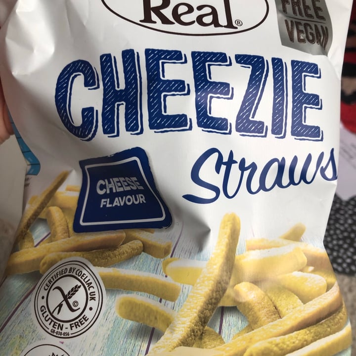photo of Eat Real Cheezie Straws Cheese Flavour shared by @cloudnineberry on  14 Feb 2021 - review