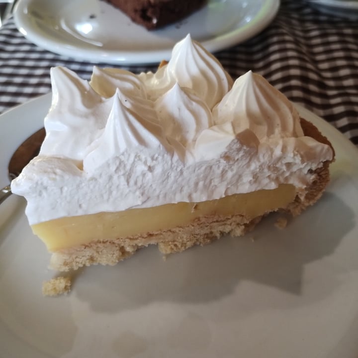 photo of El patio vegan Lemon pie shared by @aldyribo on  28 Nov 2022 - review
