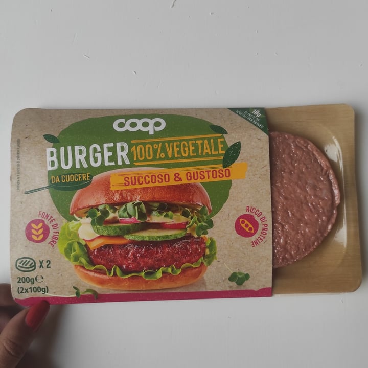 photo of Coop Burger 100% vegetali Sucoso & Gustoso  shared by @laemmeti on  06 Jun 2022 - review