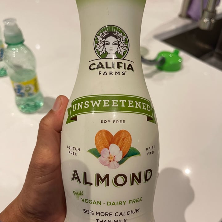 photo of Califia almond milk Califia Almond Milk shared by @limacpl on  15 Sep 2022 - review