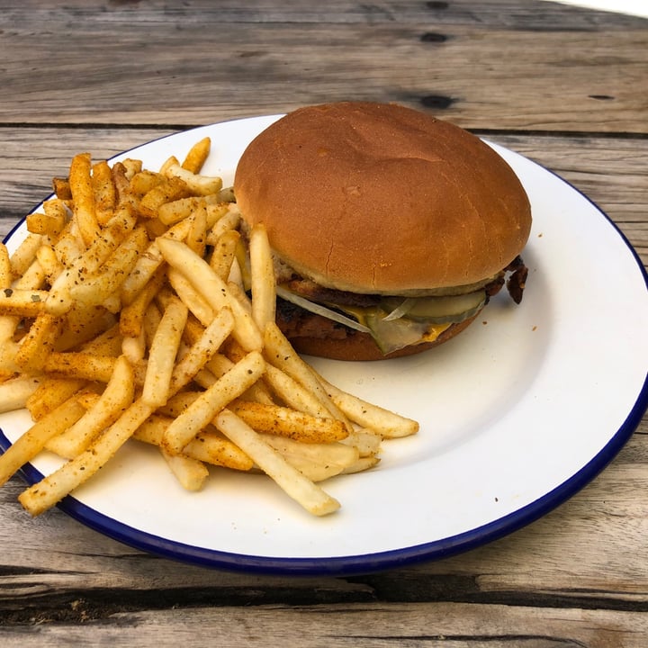 review photo of The Tuckshop Vegan Cheesy shared by @jordlevine on 22 Jan 2021 - review