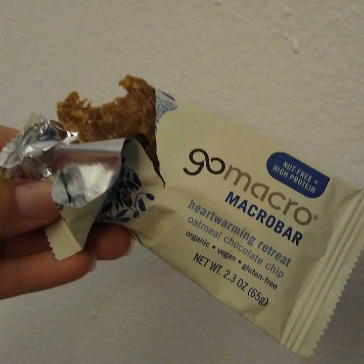 photo of GoMacro Heartwarming Retreat Oatmeal Chocolate Chip shared by @biancavegan on  10 Jan 2022 - review