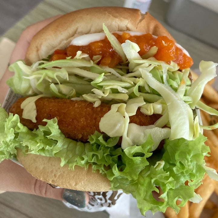 photo of VeganBurg Singapore Chilli Crab Burger Meal shared by @iranahranahrun on  23 Apr 2021 - review