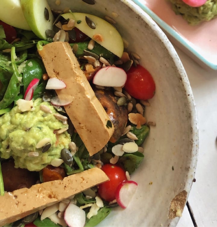 review photo of Brunch & Cake Bowl vegano shared by @dmonteys on 19 Feb 2021 - review