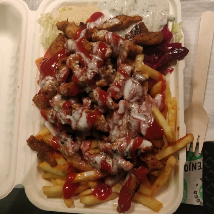 photo of What The Pitta (Now in Brick Lane) Döner ChipBox shared by @ecofriendlyvegangeek on  14 Nov 2021 - review