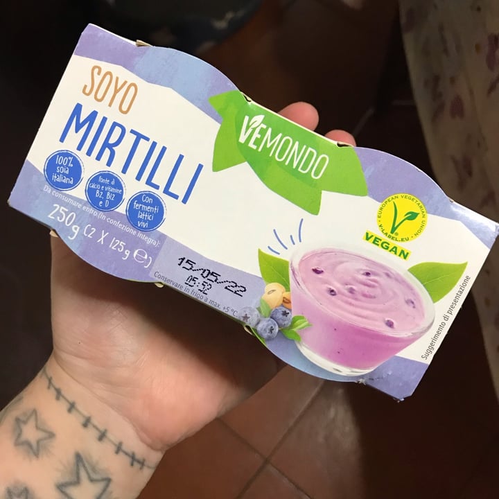 photo of Vemondo yogurt al mirtillo shared by @mattmask on  22 Apr 2022 - review