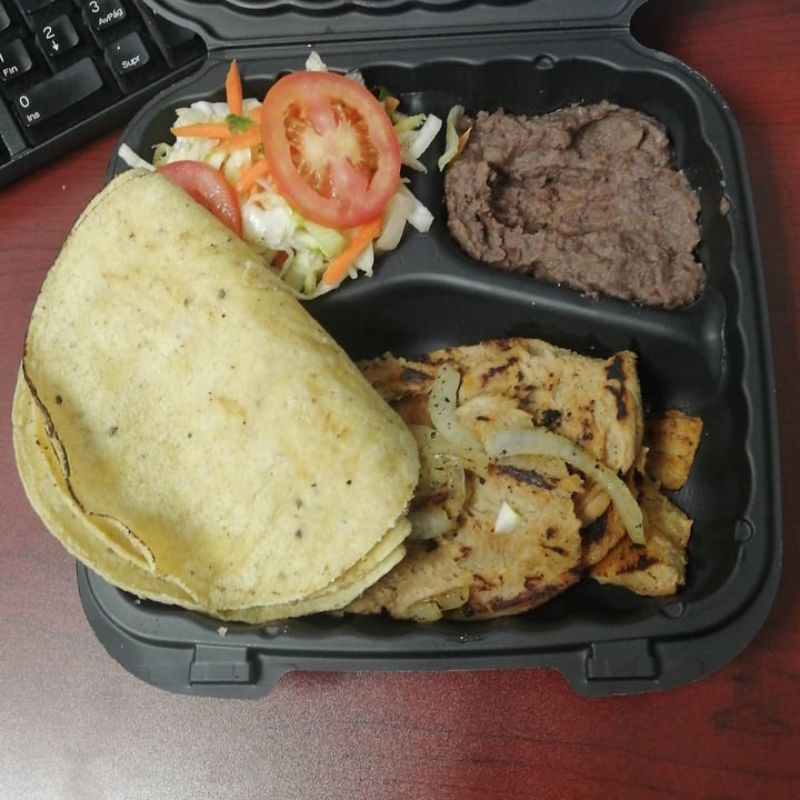 review photo of Makan Kitchen Pensiones - comida vegana en Mérida Poc Chuc shared by @lilithluna on 08 Jun 2022 - review