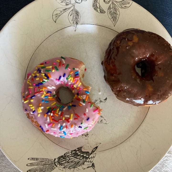 review photo of Santana's Vegan Grill donuts (chocolate and pink iced with sprinkles) shared by @mollygrace on 26 Oct 2022 - review