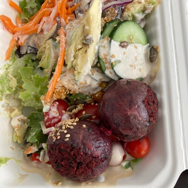 photo of Lexi's Healthy Eatery Falafel Bowl shared by @pushpavegan on  18 Apr 2021 - review