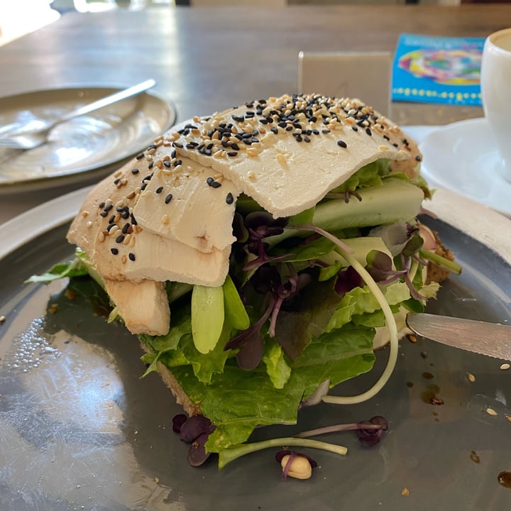 photo of Karma Avocado sandwich (vegan) shared by @marzi9 on  10 Jul 2022 - review