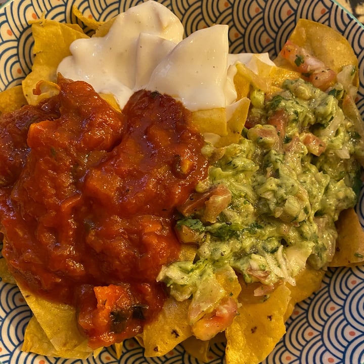 photo of Barallocas Totopos Con Salsas Veganas shared by @saradoval on  23 Jul 2021 - review