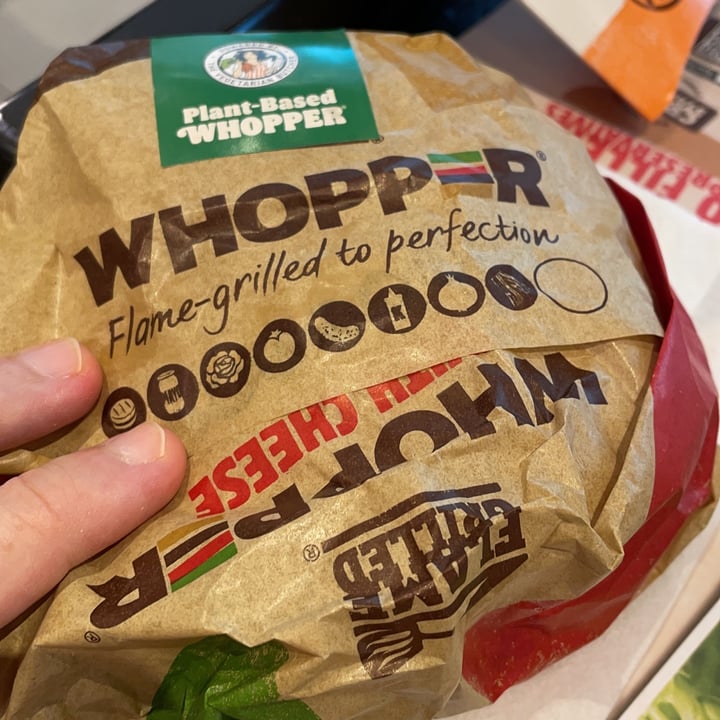 review photo of Burger King Suntec City Plant-Based Whopper shared by @ziokendo on 11 Jul 2021 - review