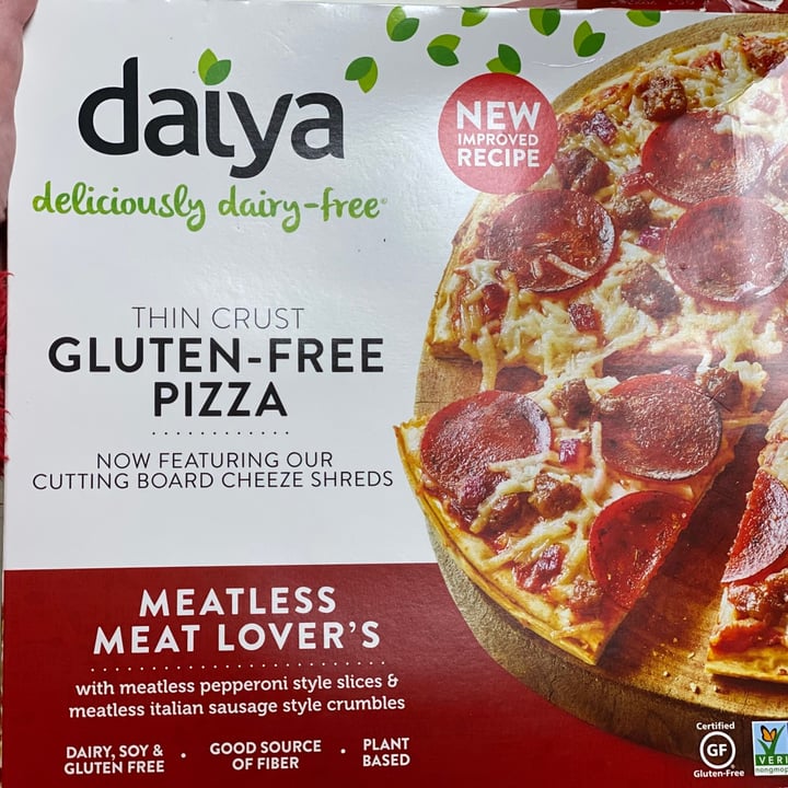 photo of Daiya Meatless Meat Lover’s Pizza shared by @kheidkamp on  29 Dec 2020 - review