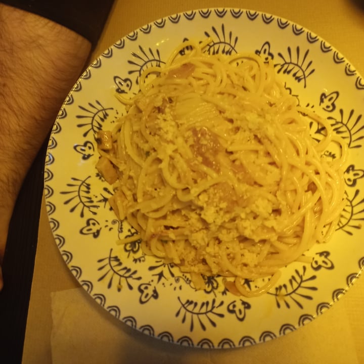photo of A Corre Vexeta Pasta Carbonara Con Tempeh shared by @bluristic on  12 Nov 2022 - review
