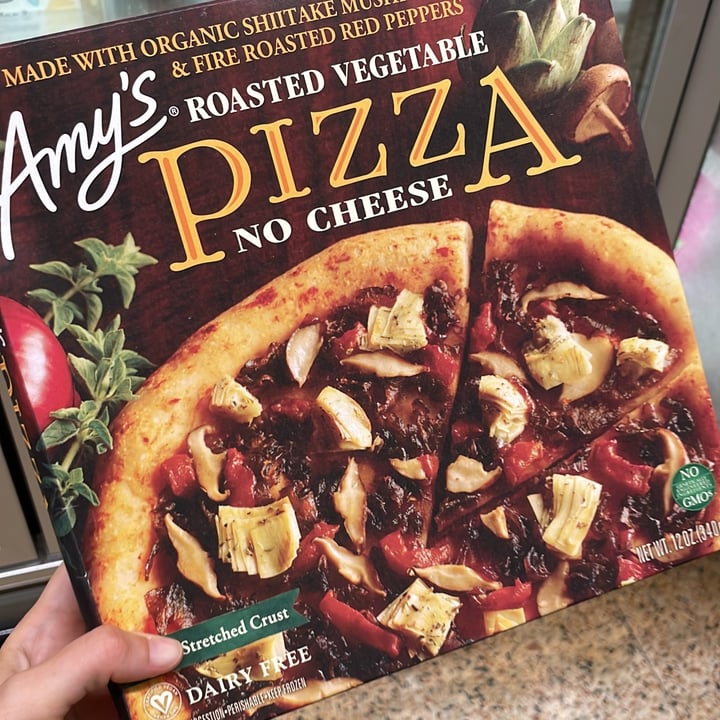 photo of Amy’s Roasted Vegetable Pizza shared by @mariannaniero on  26 Jul 2022 - review