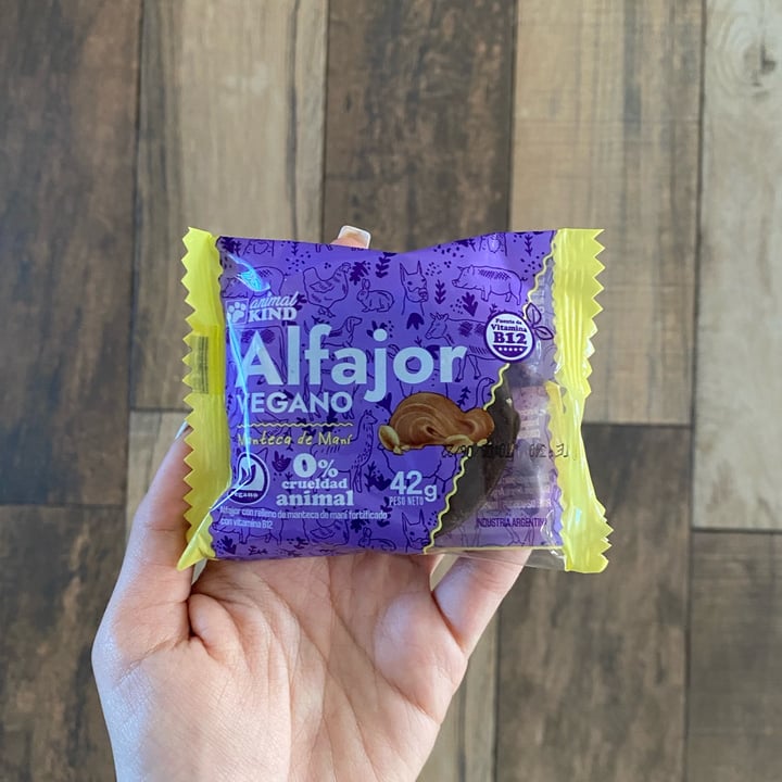 photo of Animal kind Alfajor Vegano shared by @luciagiacomo on  05 Jun 2022 - review