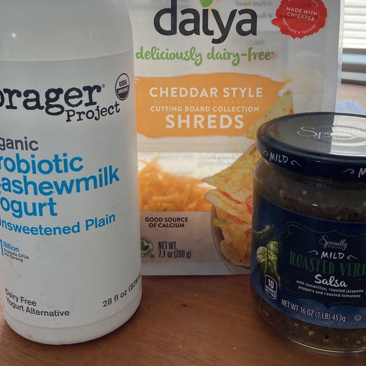 photo of Daiya Cheddar Style Shreds shared by @terryberrybee on  31 May 2022 - review