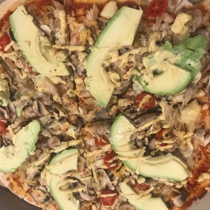 photo of Vegan Street Food ZA Chickless Mayo Pizza shared by @theleafeaters on  26 Apr 2021 - review