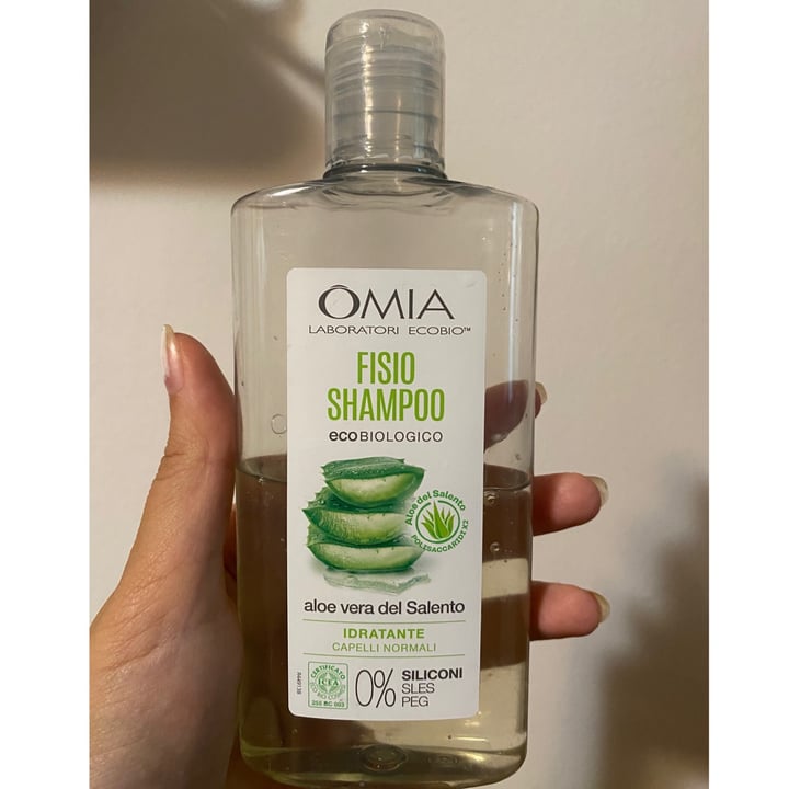 photo of Omia Fisio shampoo aloe vera shared by @ccarlottaa on  03 Jun 2022 - review