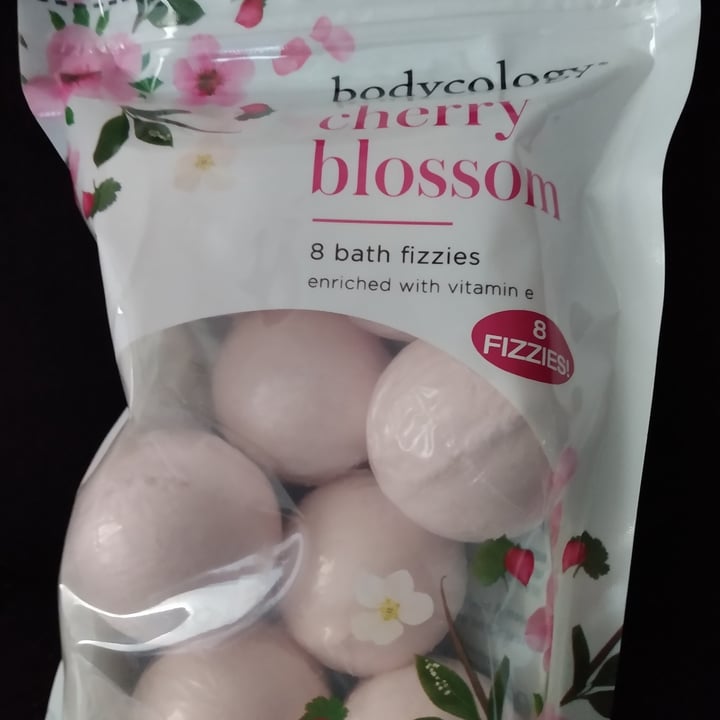 review photo of Bodycology Cherry Blossom Bath bombs shared by @tripthedarkness7 on 16 Aug 2020 - review
