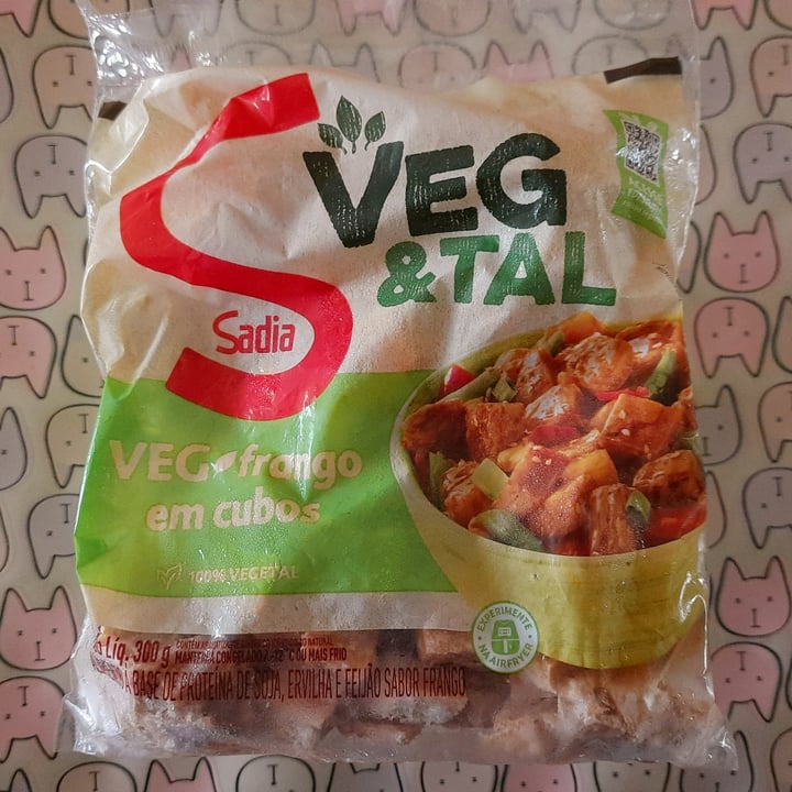 review photo of Sadia Veg & Tal Frango em cubos shared by @tatifardo on 08 Nov 2021 - review