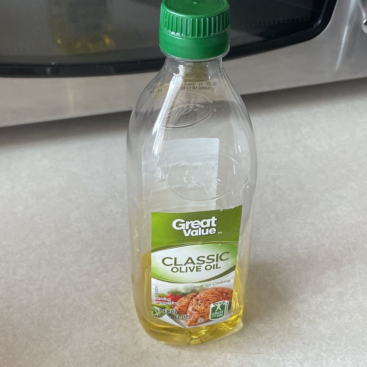 photo of Great Value  Classic Olive Oil shared by @mattclark181 on  14 Jan 2022 - review