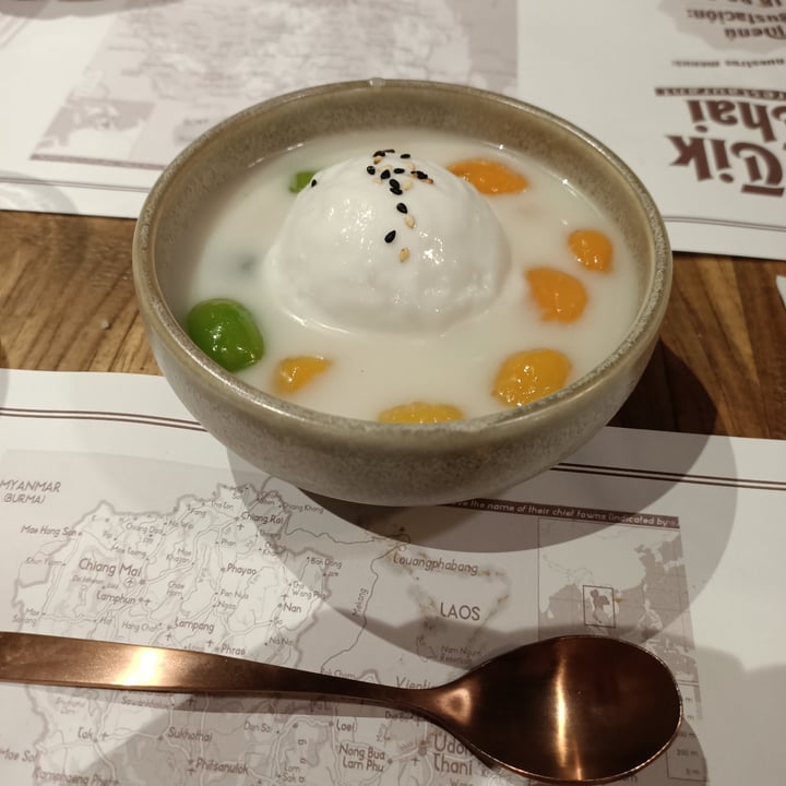 review photo of Tik Thai - El Restaurant Tailandès de Granollers Bua Loi shared by @mbasquens on 25 Aug 2022 - review