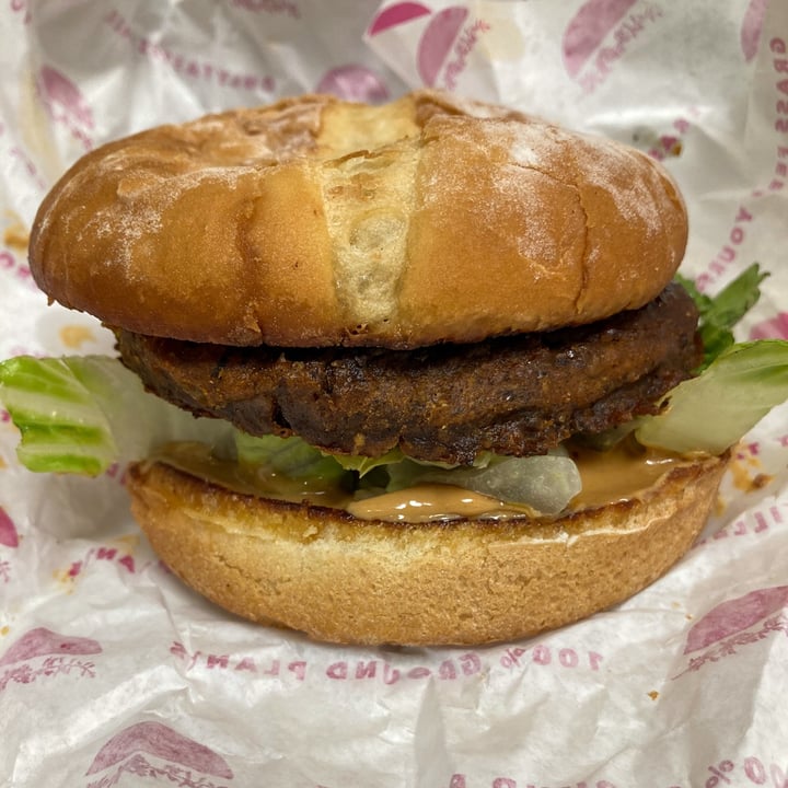 photo of Beaut Burger B7 Burger shared by @alleycatz on  03 Apr 2021 - review