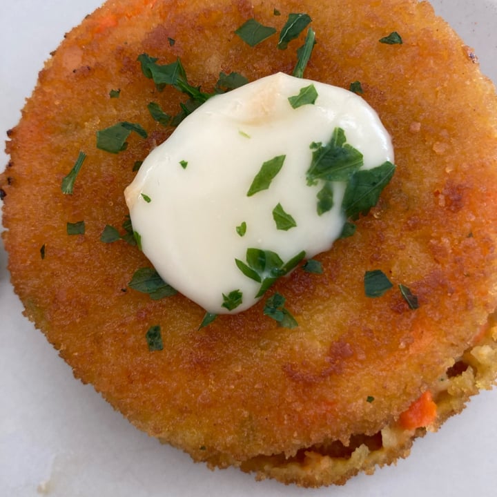 review photo of Vemondo carrot patties shared by @plantb on 22 Jan 2022 - review