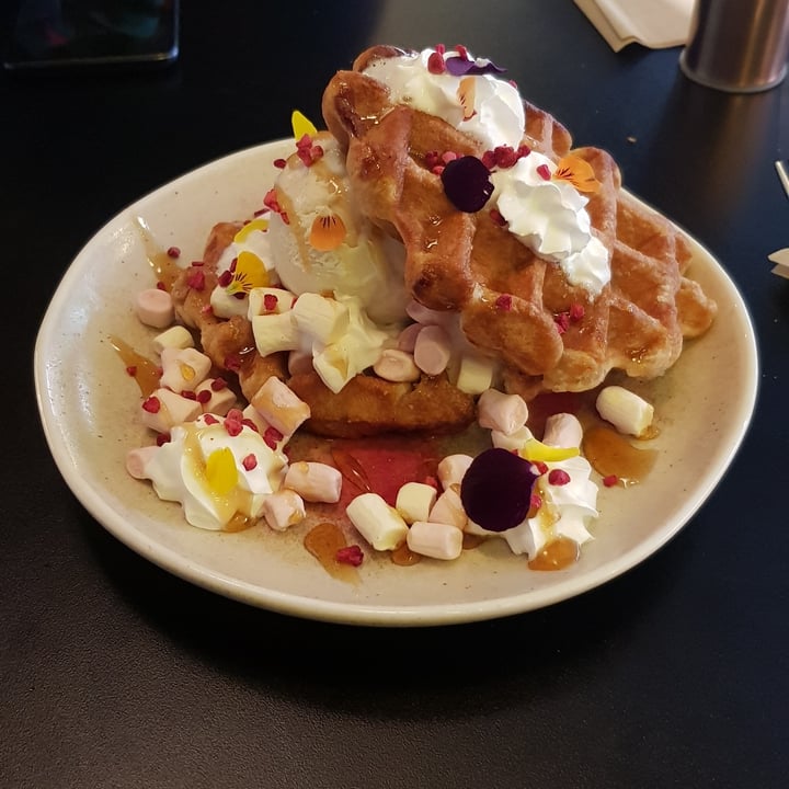 photo of Unity Diner Ice Cream Waffles shared by @elemino on  04 Mar 2022 - review