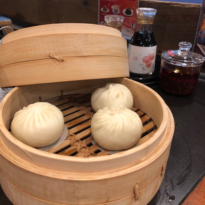 photo of Din Tai Fung Steamed Vegetarian Buns shared by @yashikabansal on  21 May 2020 - review