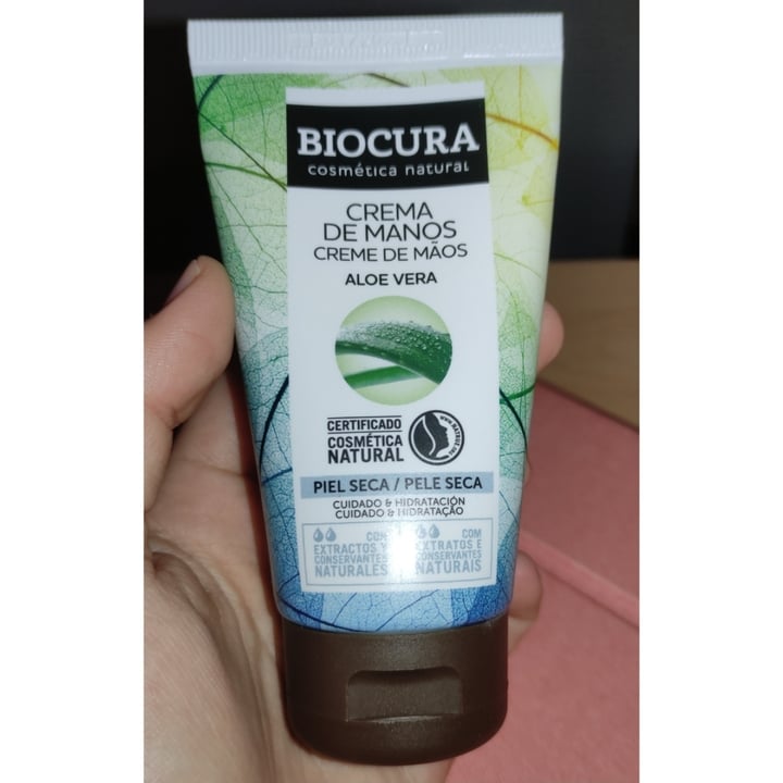 photo of Biocura Crema de manos shared by @gorgona on  29 Nov 2021 - review