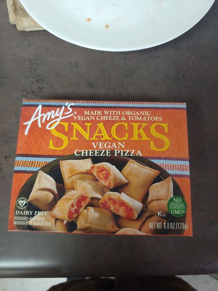 photo of Amy’s Vegan Cheese Pizza Snack Bites shared by @vecanter on  29 Mar 2020 - review