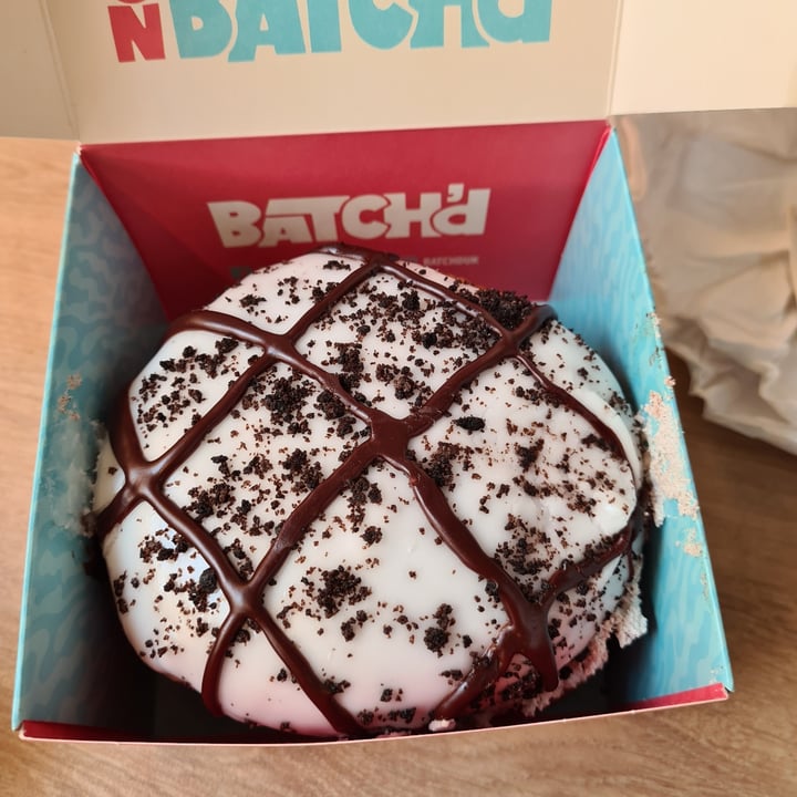 photo of Batch'd oreo donut sandwich shared by @ishara- on  24 Jul 2022 - review