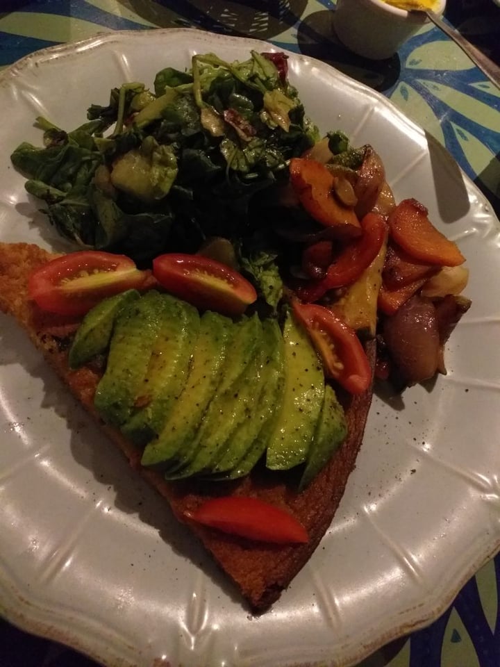 photo of Casa Munay Fainá con palta shared by @gersonalp on  03 Feb 2020 - review