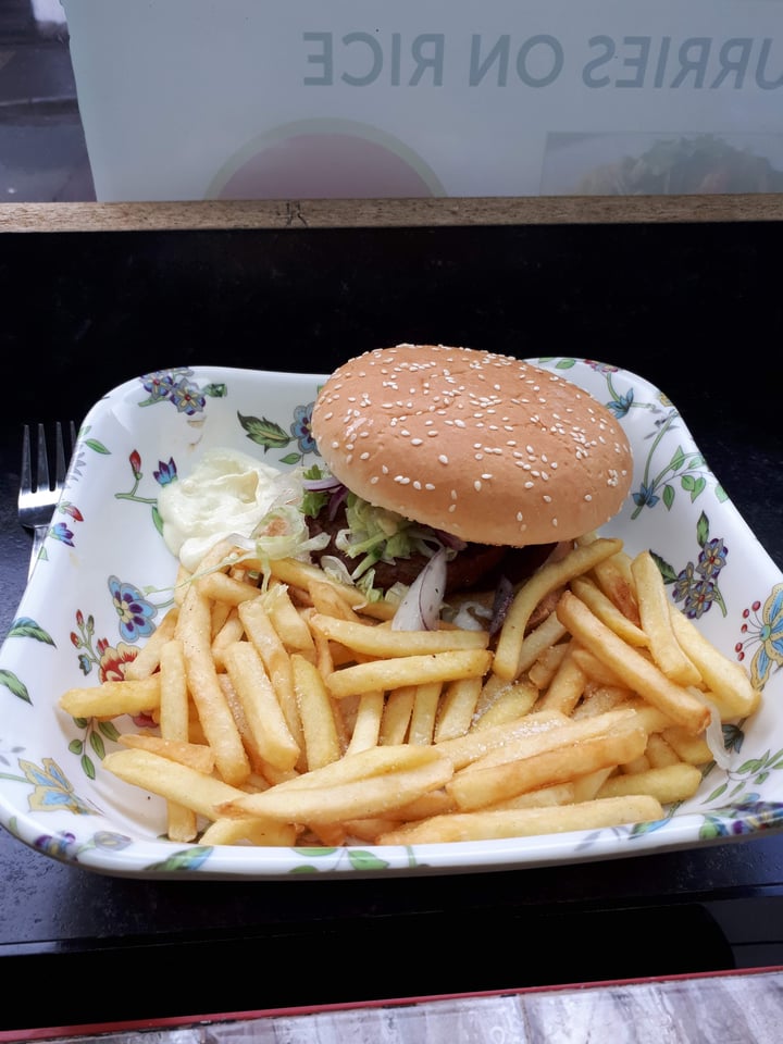 photo of Little Aladdin Soy burger meal shared by @mbusby993 on  07 Apr 2021 - review