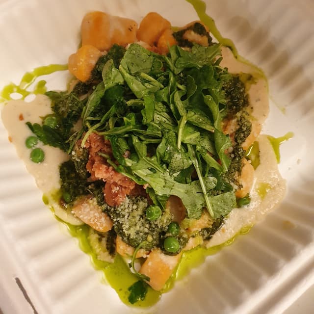 菜肴“Black Truffle Sweet Potato Gnocci”的照片