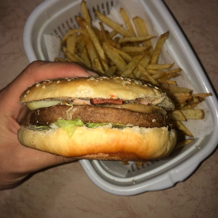 photo of Casa Fauna Comida Feliz SPOOKY BURGUER shared by @ldalmada on  08 Jan 2022 - review