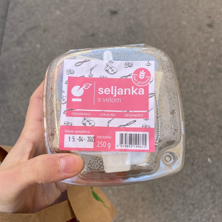 review photo of Zrno Seljanka s velom shared by @myrtleberries on 15 Apr 2022 - review