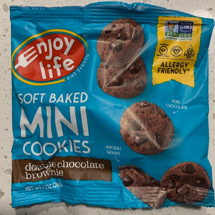 review photo of Enjoy Life Soft Baked Mini Cookies shared by @melimohr on 01 Jan 2021 - review
