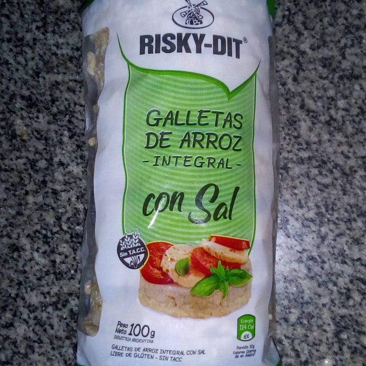 photo of Risky-dit Galletas De Arroz Con Sal shared by @naatycorrea on  11 Oct 2020 - review