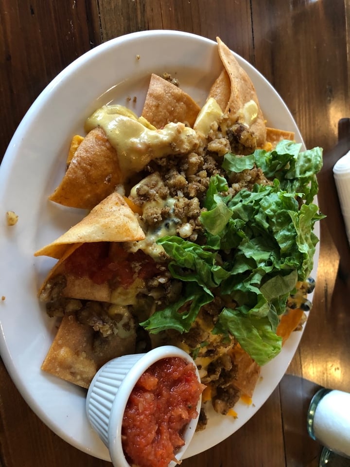 photo of Trio Plant-based Nachos shared by @elizabeth on  26 Jan 2020 - review