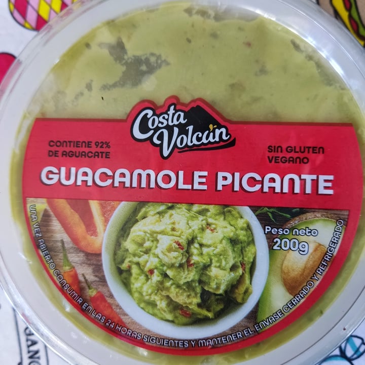 photo of Costa volcan Guacamole Picante shared by @mamaroach on  08 Aug 2022 - review